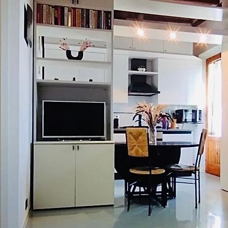 Historic Center Apartment With Private Garage Montalcino Eksteriør bilde