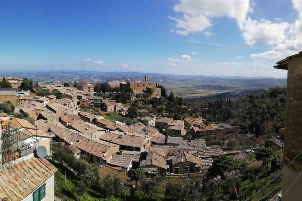 Historic Center Apartment With Private Garage Montalcino Eksteriør bilde
